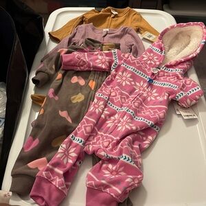 Assortment onesies 6 months